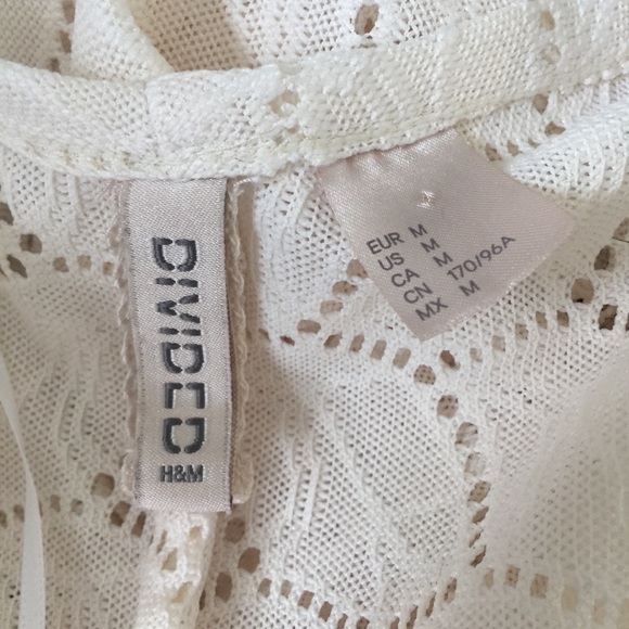 H&M Cream Leaf Cutout Cardigan Size M - Picture 4 of 5